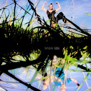 Suetszu and jayrope hopping around surrounded by high gras